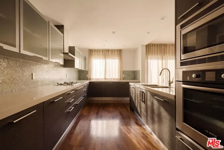 928 N Croft Avenue #201, Los Angeles, CA 90069 - #3