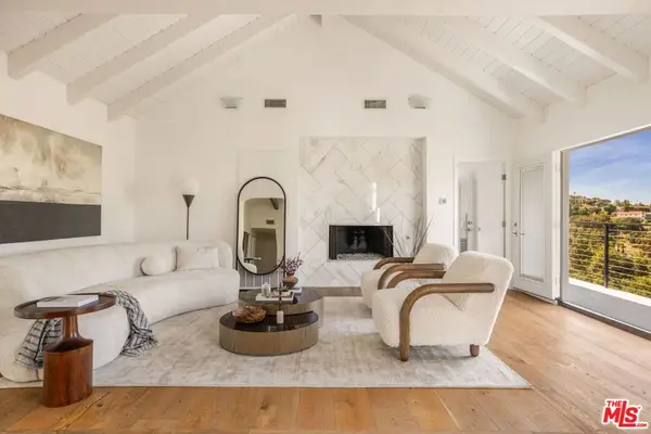3701 Multiview Drive, Los Angeles, CA 90068