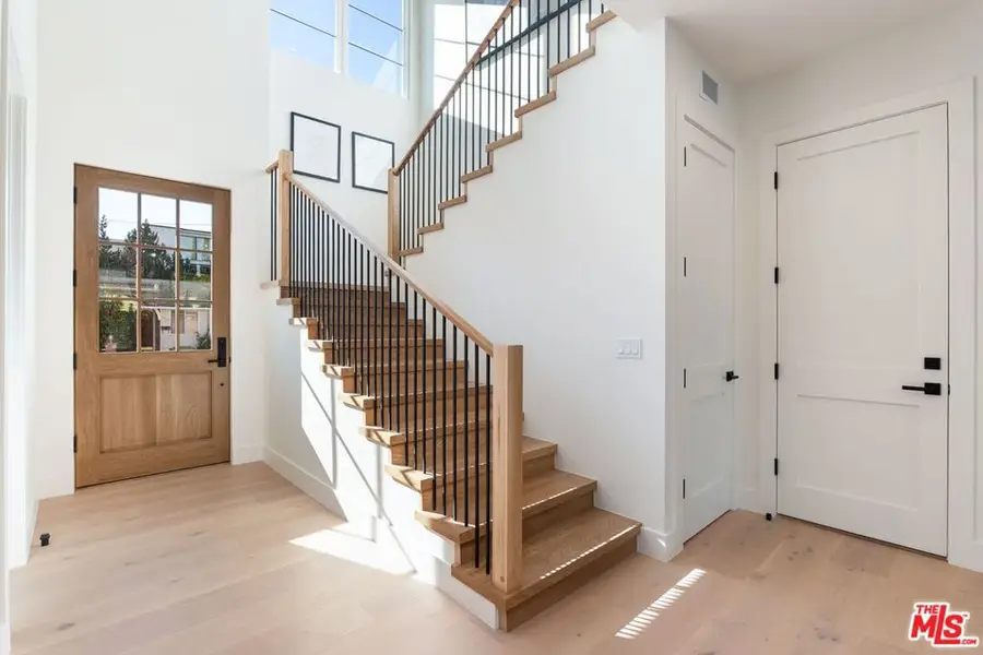 3662 Stoner Avenue, Los Angeles, CA 90066 - #2
