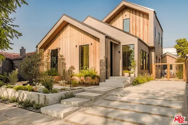 534 N Bronson Avenue, Los Angeles, CA 90004