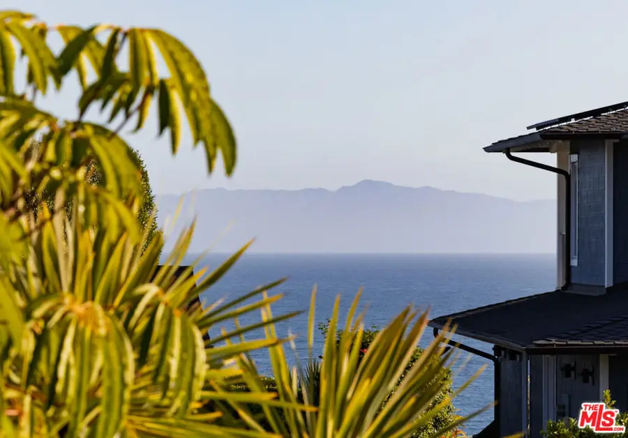 1624 Shoreline Drive, Santa Barbara, CA 93109 - #3