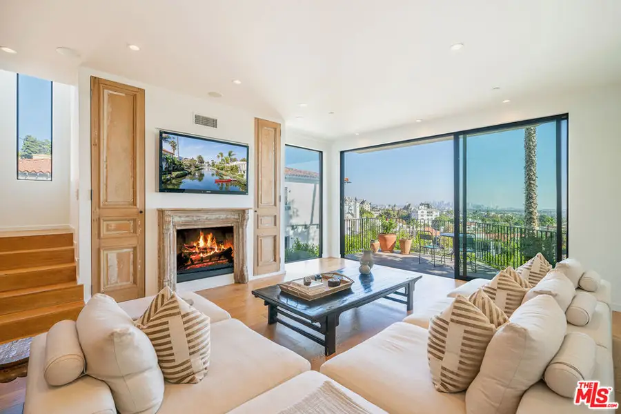 8241 Lincoln Terrace, Los Angeles, CA 90069 - #3