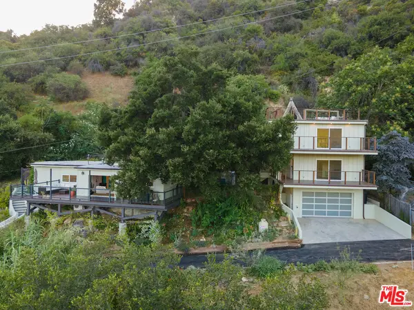 563 Canon View Trail, Topanga, CA 90290
