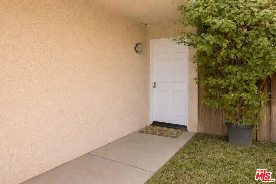 9152 Vincente Way, North Hills, CA 91343 - #3