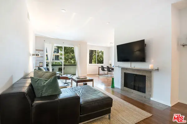 306 Bora Bora Way #202, Marina Del Rey, CA 90292