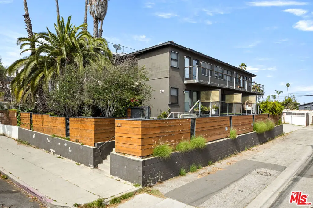 250 3rd Avenue, Venice, CA 90291 - #1