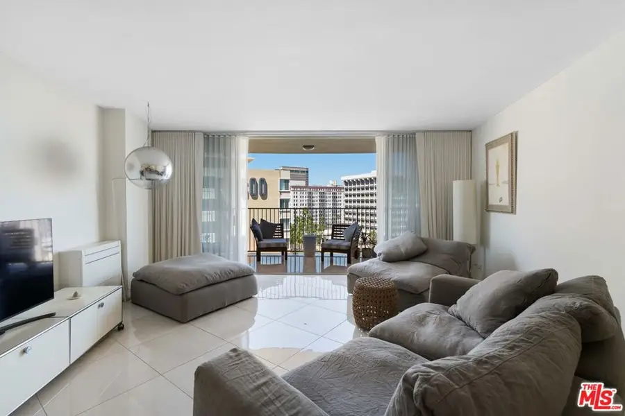 700 E Ocean Boulevard #1501, Long Beach, CA 90802 - #3