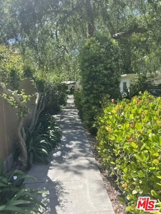 5467 Village, Los Angeles, CA 90016 - #2