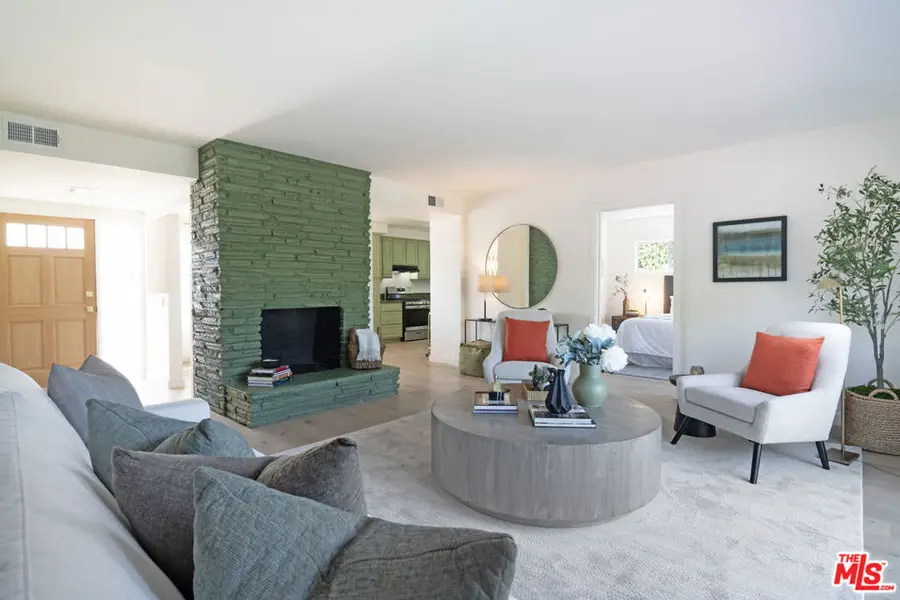6627 Lennox Avenue, Van Nuys, CA 91405 - #3