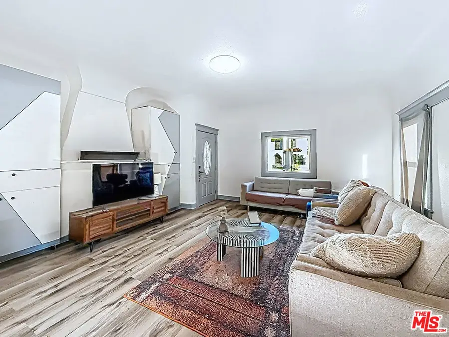 3025 Edgehill Drive, Los Angeles, CA 90018 - #3