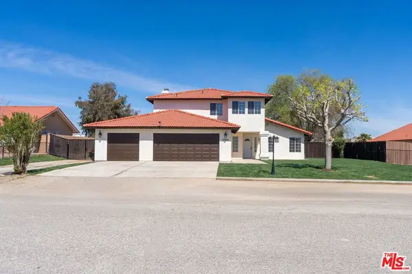 17590 El Cajon Drive, Hesperia, CA 92345