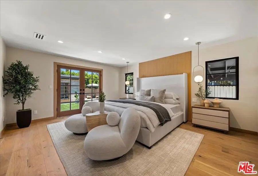 14537 Hesby Street, Sherman Oaks, CA 91403 - #2