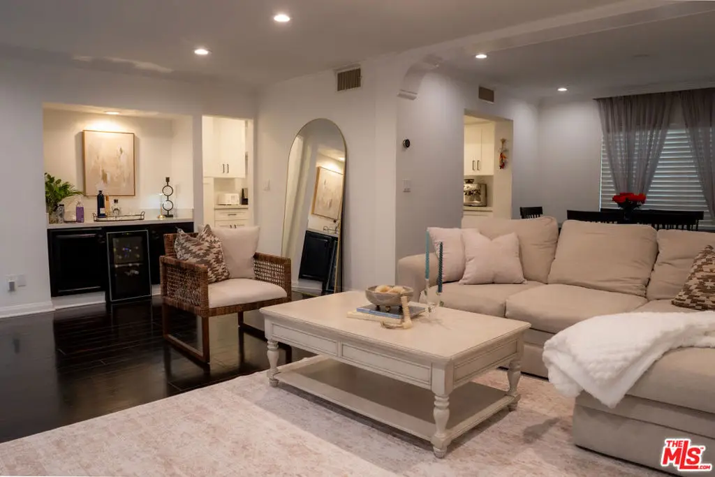5257 Coldwater Canyon Avenue #B, Sherman Oaks, CA 91401 - #1