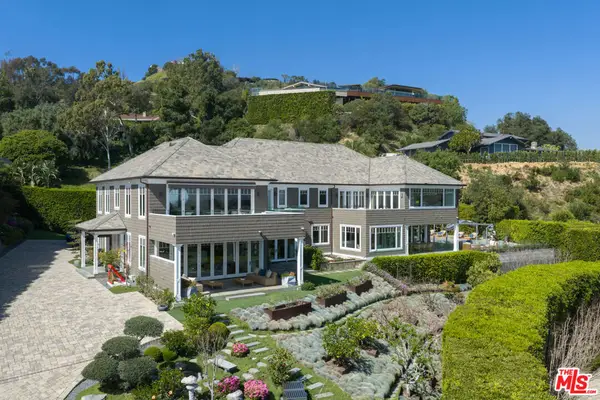 1722 San Remo Drive, Pacific Palisades, CA 90272