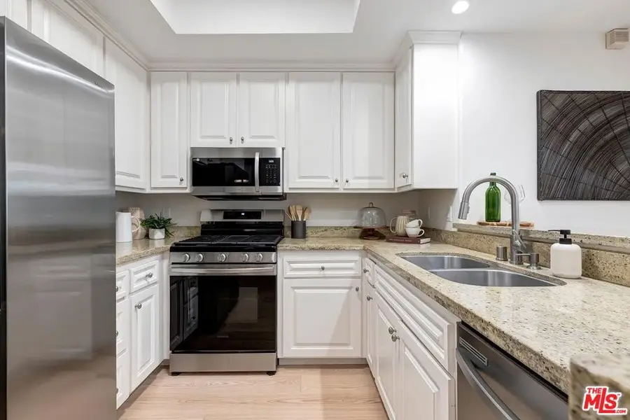 1522 S Saltair Avenue #101, Los Angeles, CA 90025 - #3