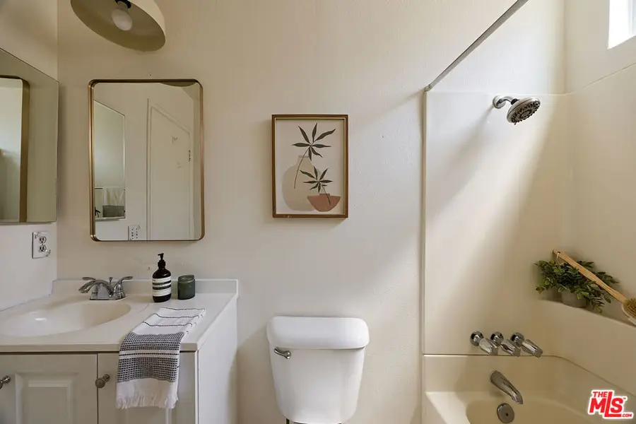 3325 Bagley Avenue #107, Los Angeles, CA 90034 - #3