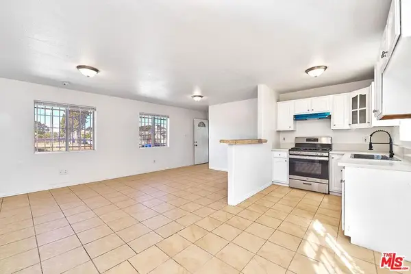 10800 S San Pedro Street, Los Angeles, CA 90061