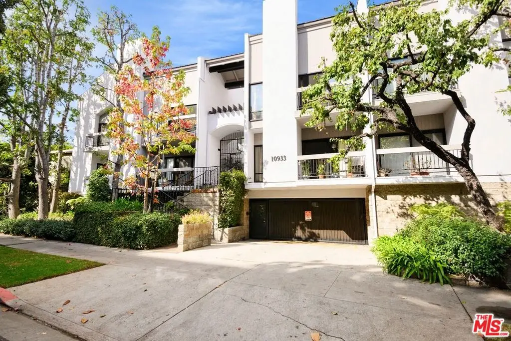10933 Wellworth Avenue #18, Los Angeles, CA 90024 - #1