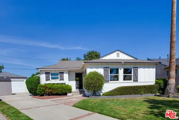 17043 Lorne Street, Van Nuys, CA 91406