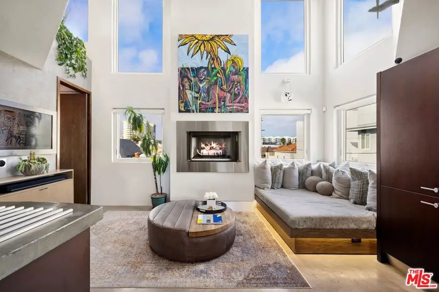 24 Eastwind Street #2, Marina Del Rey, CA 90292 - #2