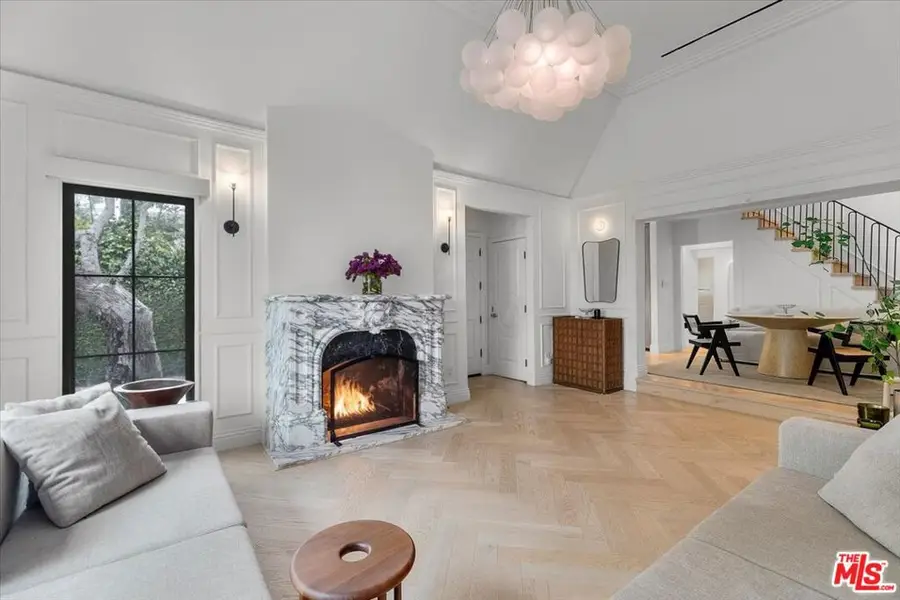 161 S Laurel Avenue, Los Angeles, CA 90048 - #2