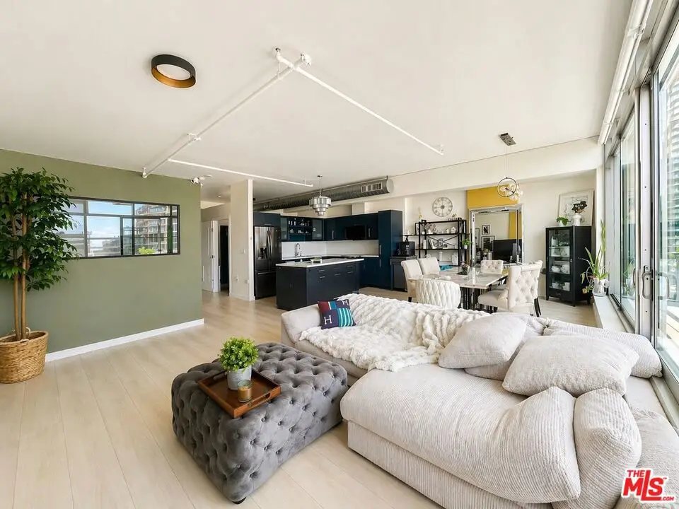 1100 S Hope Street #712, Los Angeles, CA 90015 - #1
