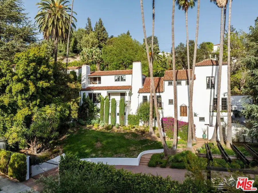 2556 Aberdeen Avenue, Los Angeles, CA 90027 - #2