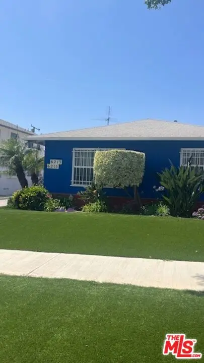6213 S Fairfax Avenue, Los Angeles, CA 90056