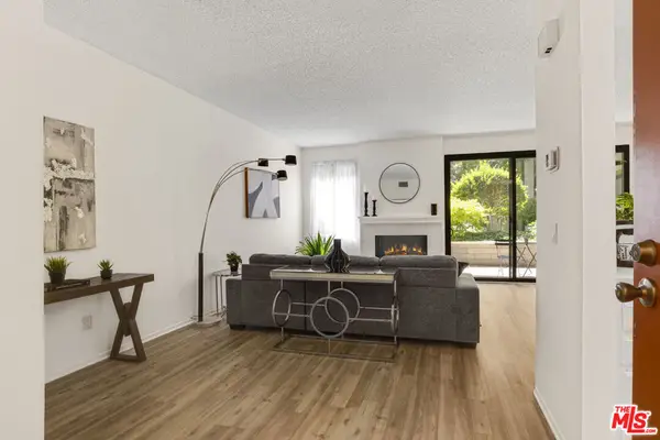 8707 Falmouth Avenue #101, Playa Del Rey, CA 90293