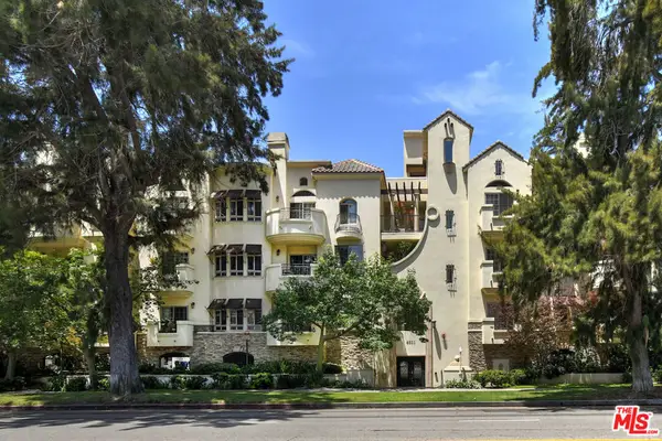 4601 Coldwater Canyon Avenue #105, Studio City, CA 91604