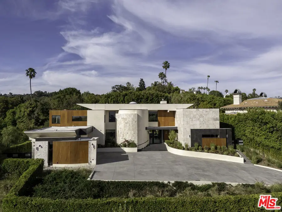 11075 W Sunset Boulevard, Los Angeles, CA 90049 - #2