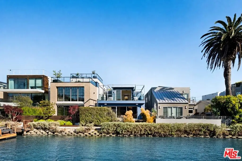 230 Carroll Canal, Venice, CA 90291 - #1