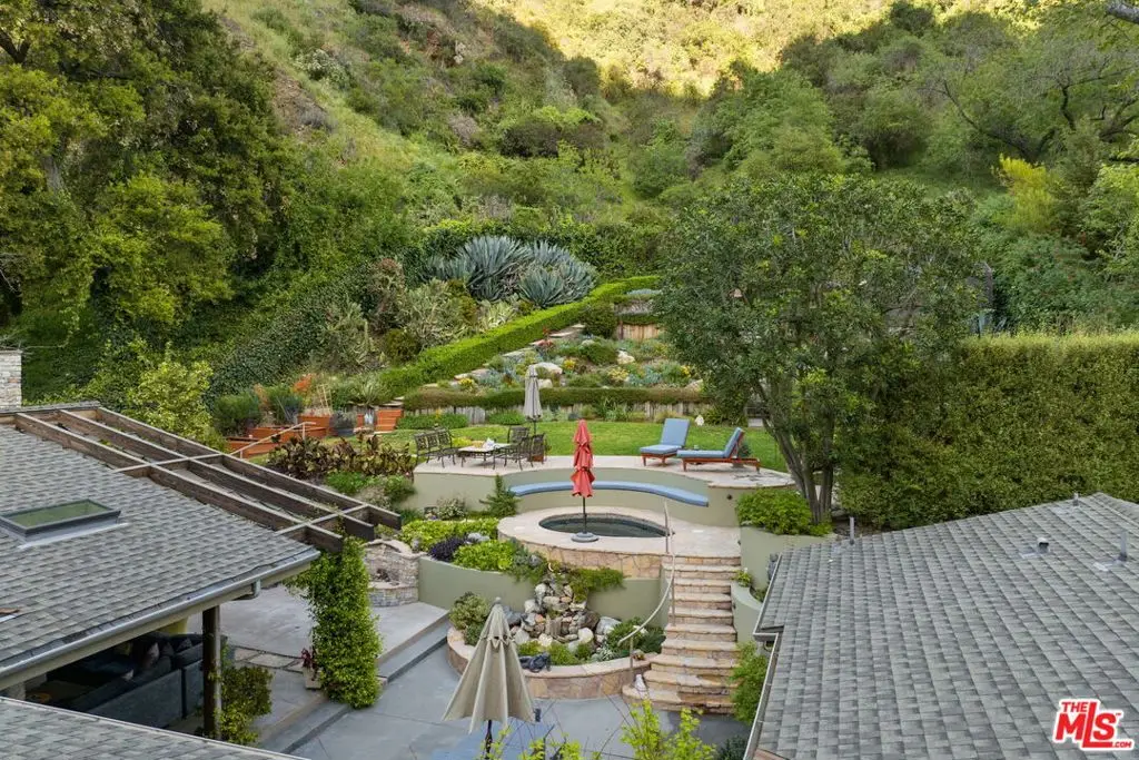 2618 Mandeville Canyon Road, Los Angeles, CA 90049 - #1