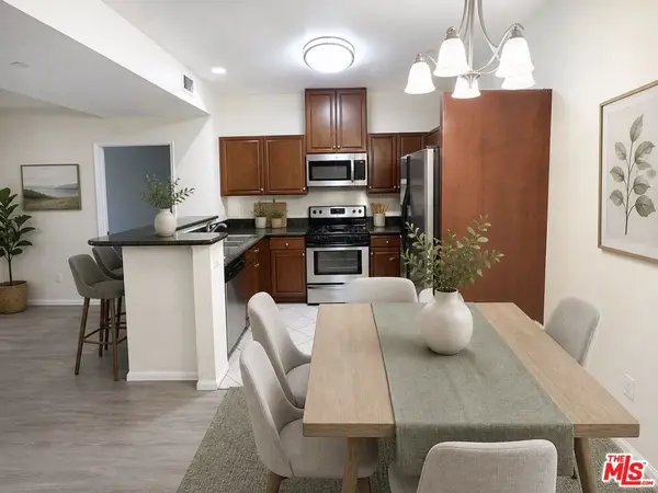 13941 Sherman Way #204, Van Nuys, CA 91405