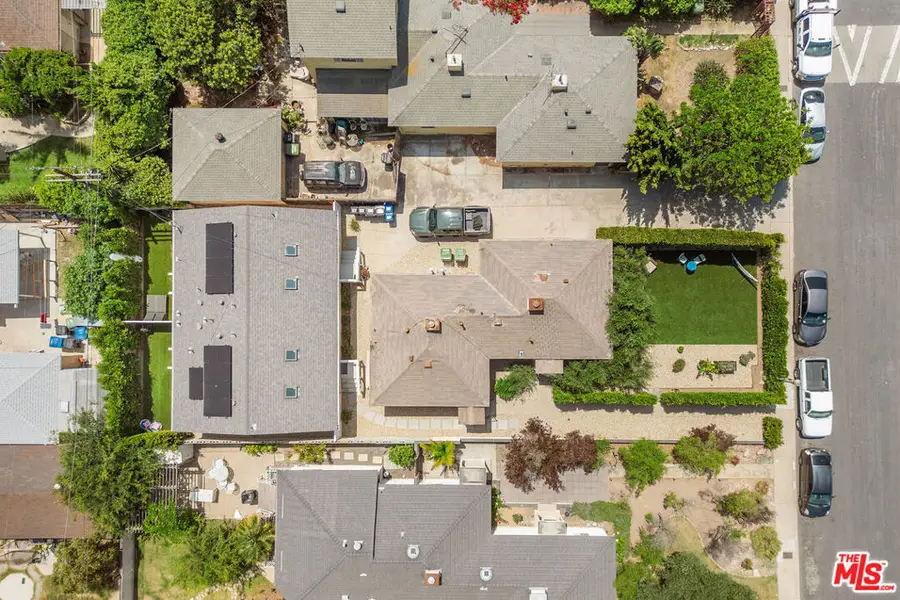 8430 Wiley Post Avenue, Los Angeles, CA 90045 - #2