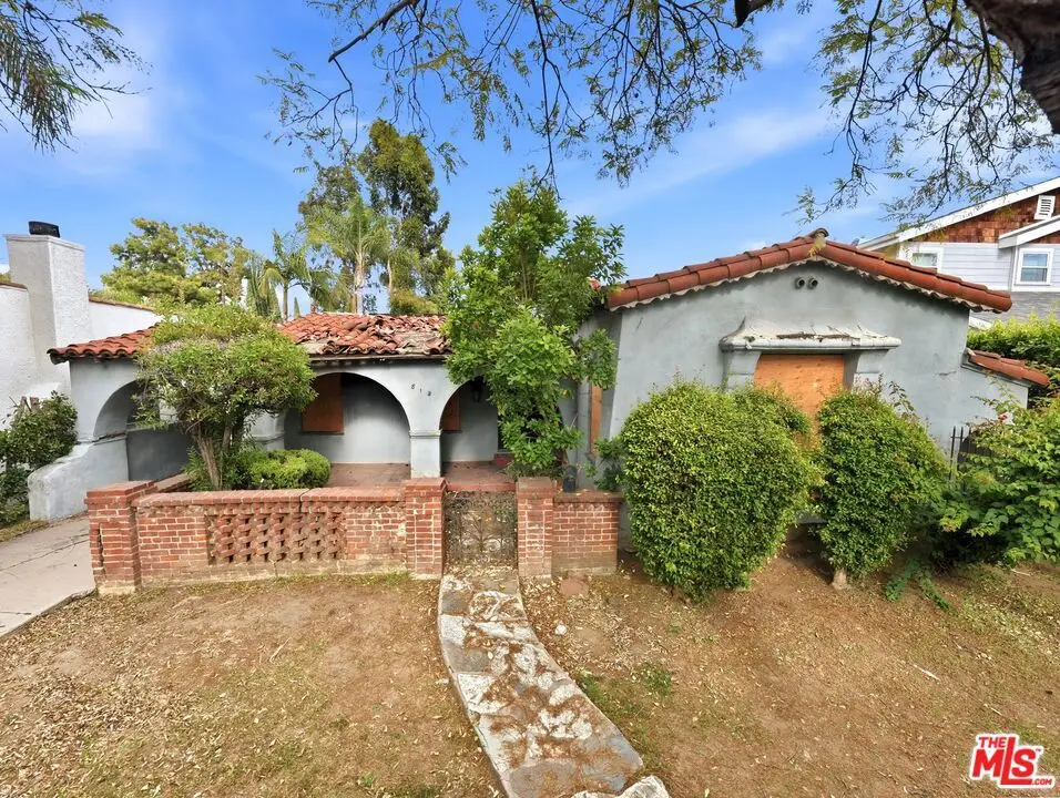 812 N Crescent Heights Boulevard, Los Angeles, CA 90046 - #1