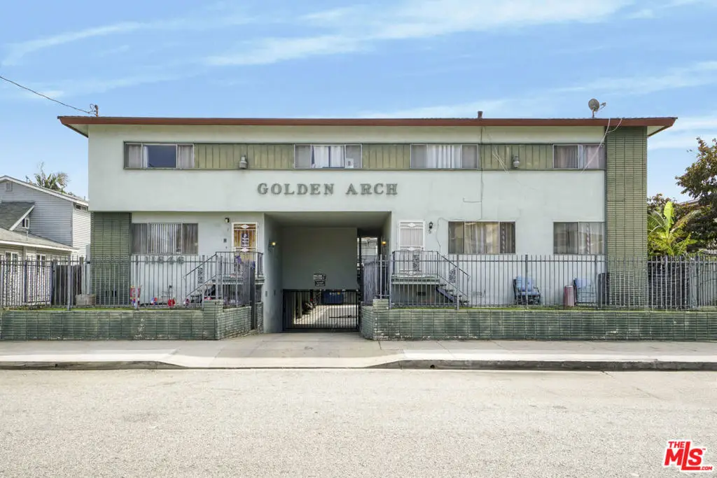 11646 Birch Avenue, Hawthorne, CA 90250 - #1