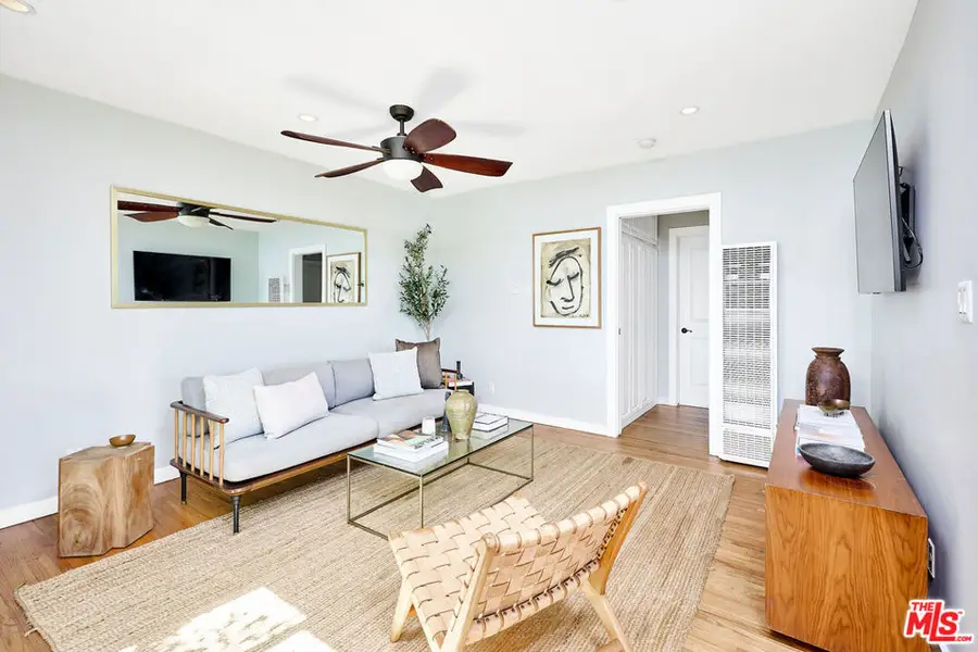 1835 7th Street #D, Santa Monica, CA 90401 - #2