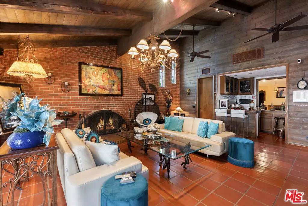 4152 Falling Leaf Drive, Encino, CA 91316 - #1