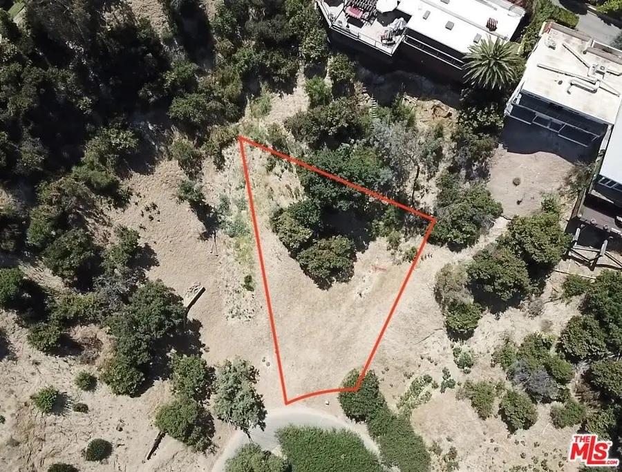 4601 Ensenada Drive, Woodland Hills, CA 91364 - #2