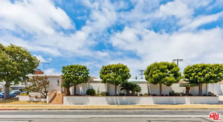 4821 W 63rd Street, Los Angeles, CA 90056 - #2