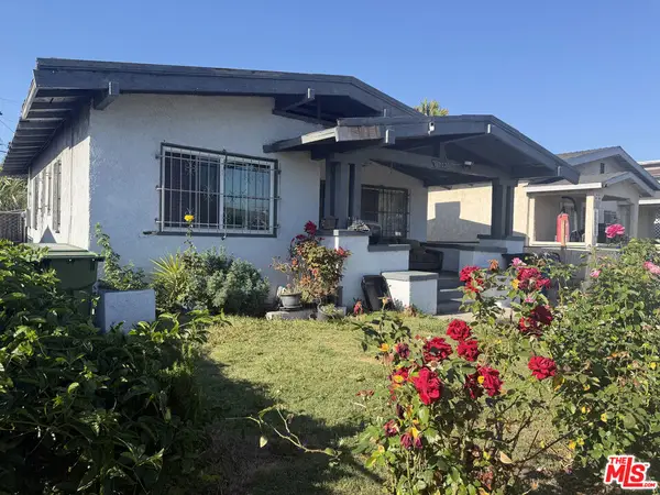 213 W 83rd Street, Los Angeles, CA 90003