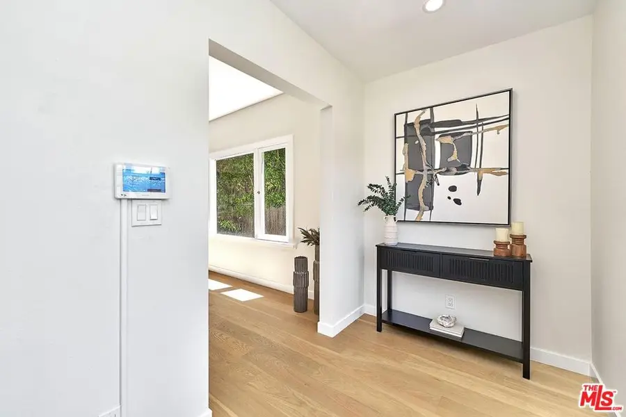 916 S Victoria Avenue, Los Angeles, CA 90019 - #3