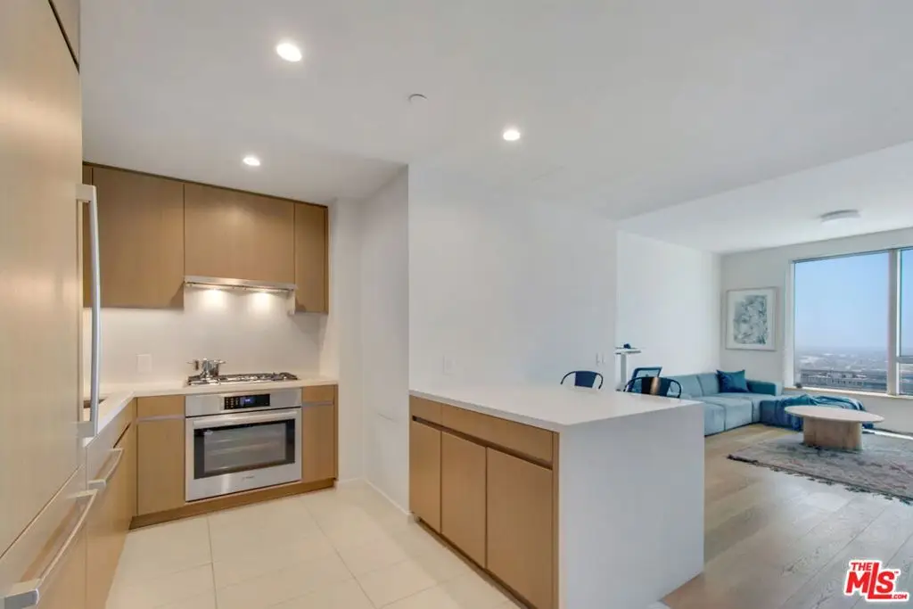 889 Francisco Street #3401, Los Angeles, CA 90017 - #1