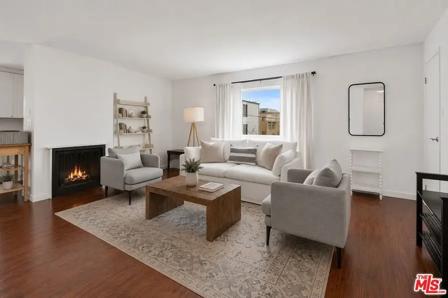 11836 Mayfield Avenue #9, Los Angeles, CA 90049 - #3