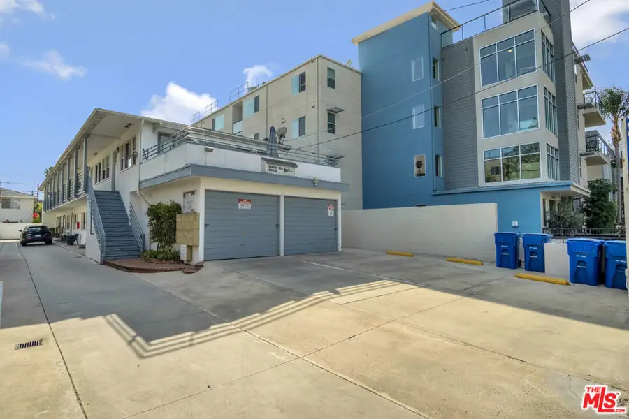 10814 Blix Street, North Hollywood, CA 91602 - #2