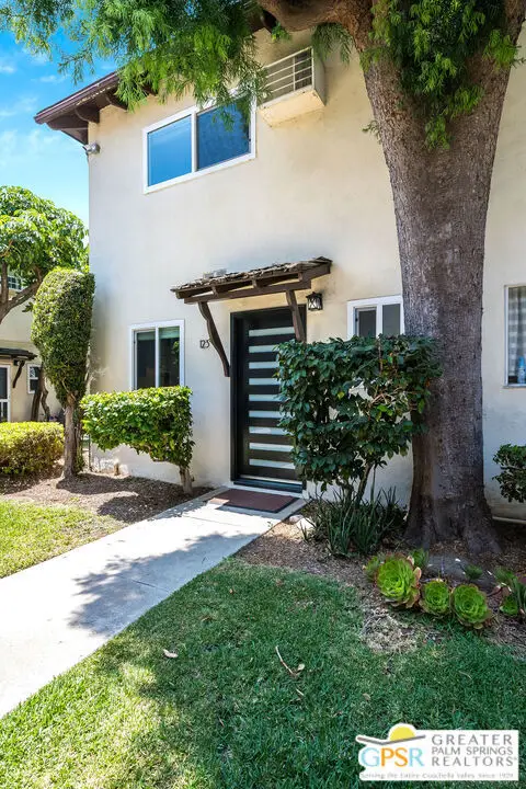 241 S Avenue 57 #123, Los Angeles, CA 90042