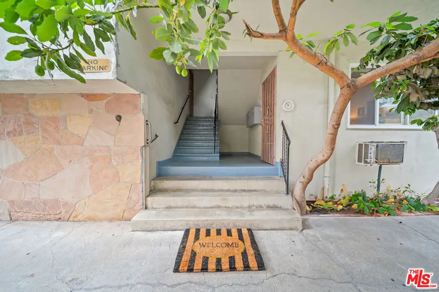 936 N Curson Avenue, West Hollywood, CA 90046 - #2
