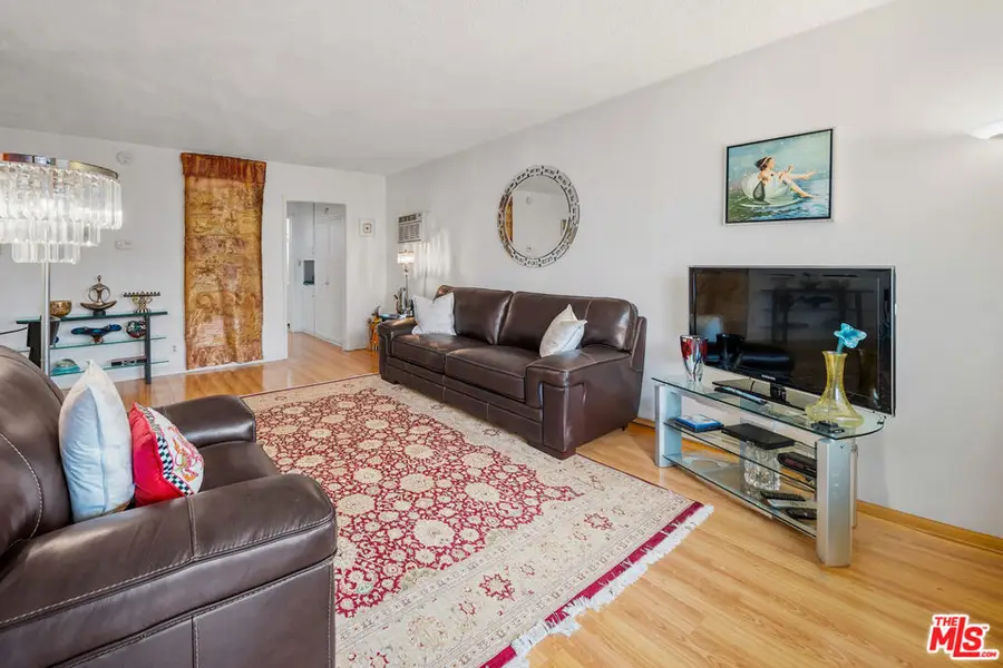 936 N Curson Avenue, West Hollywood, CA 90046 - #3