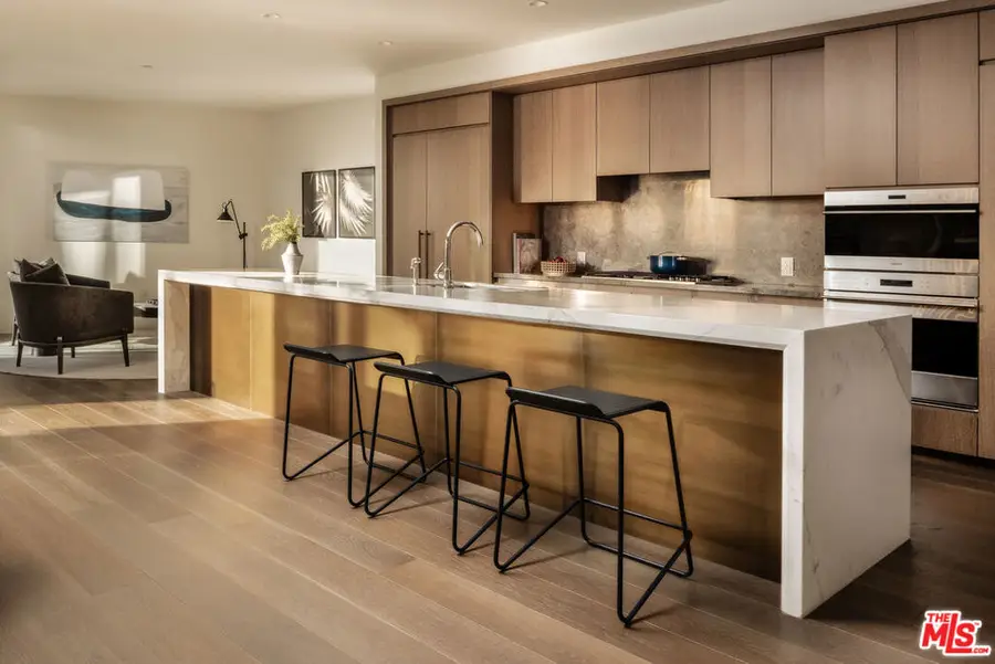 8420 W Sunset Boulevard #802, West Hollywood, CA 90069 - #3